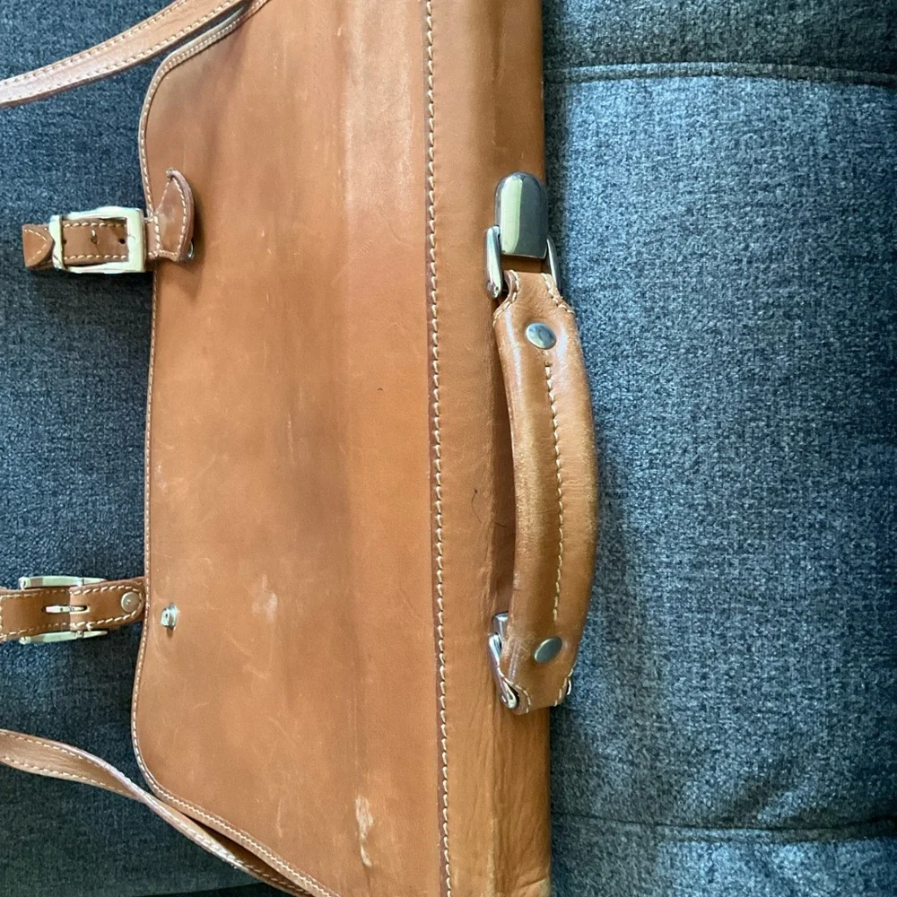 Pre-owned Vintage softside caramel leather made in Italy Briefcase 💼